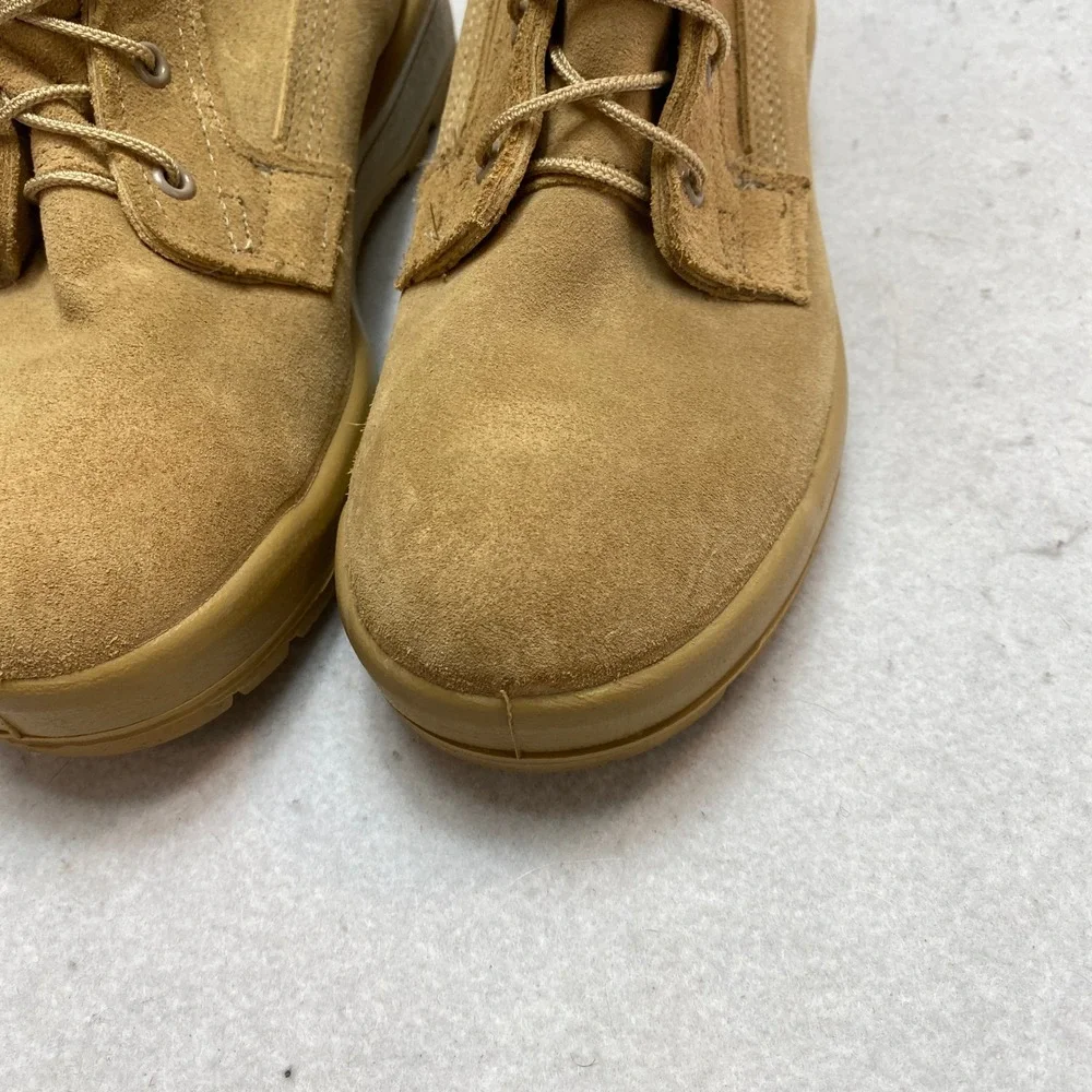 Belleville expect suede new